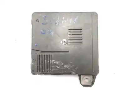 Pièce détachée automobile d'occasion boîtes à fusibles pour renault scenic ii 1.5 dci diesel 82 cv / 60 kw références oem iam 8200306032a  