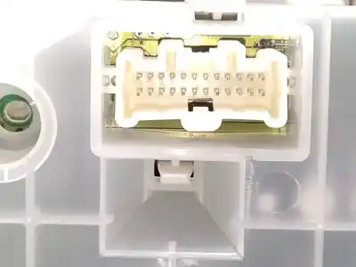 Second-hand car spare part dashboard for mazda 2 (de_, dh_) 1.3 (de3fs) oem iam references d01j55430k9001  