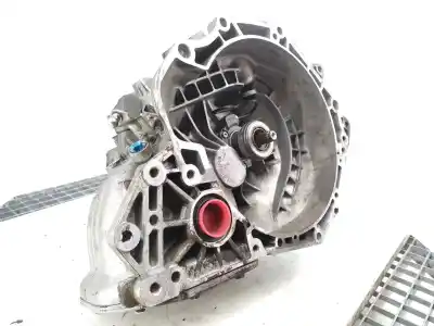 Pezzo di ricambio per auto di seconda mano riduttore per opel corsa c (x01) 1.7 dti (f08 f68) riferimenti oem iam f17 90400209 300193851