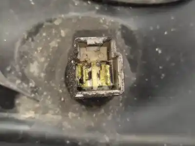 Second-hand car spare part right headlight for nissan terrano/terrano.ii (r20) se oem iam references 260100x401  