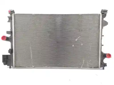 Second-hand car spare part Water Radiator for OPEL VECTRA C BERLINA 1.9 CDTI OEM IAM references 13196477  879738E