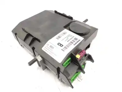 İkinci el araba yedek parçası  için VOLVO XC90  OEM IAM referansları 30782448  