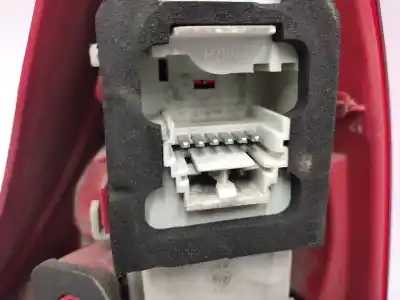 Pezzo di ricambio per auto di seconda mano lampada posteriore sinistra per renault clio ii fase ii (b/cb0) 1.5 dci diesel riferimenti oem iam 8200071413 8200917488 89023922