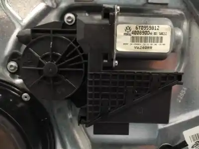 Recambio de automóvil de segunda mano de elevalunas trasero derecho para volkswagen polo (9n3) crosspolo referencias oem iam 6q4839402e  6q4839462e