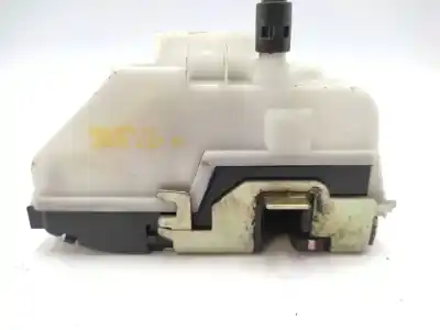 Second-hand car spare part LEFT FRONT DOOR LOCK for CITROEN C3  OEM IAM references 46982980  46982980