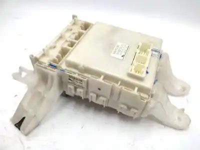 Автозапчасти б/у БЛОК РЕЛЕ/ПРЕДОХРАНИТЕЛЕЙ за TOYOTA AURIS  ссылки OEM IAM 8273002140  8274102050