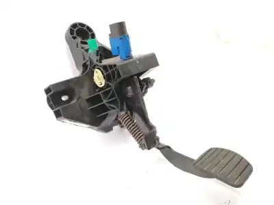 Recambio de automóvil de segunda mano de Pedal Embrague para RENAULT TRAFIC III AUTOBÚS (JG_) 1.6 dCi 125 (JGMH) referencias OEM IAM 465038677R  93868409