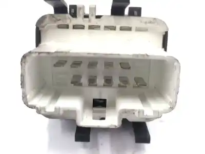 Pièce détachée automobile d'occasion commande de lève vitre avant gauche pour renault modus 1.5 dci diesel références oem iam 8200214943  