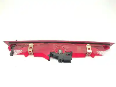 Second-hand car spare part central brake light for renault clio iii 1.5 dci diesel oem iam references 8200245578  7700410753