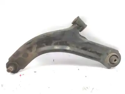 İkinci el araba yedek parçası ÖN SOL ALT SÜSPANSIYON KOLU için RENAULT CLIO III  OEM IAM referansları 8200615057  