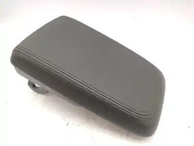 Автозапчастина б/у центральний подлокник для OPEL ANTARA 2.2 CDTI CAT (A 22 DM / LNQ) Посилання на OEM IAM 22744264  