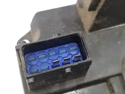 Second-hand car spare part front right door lock for opel combo familiar oem iam references 13154792  