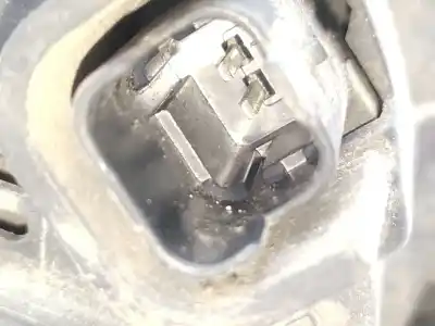 Pezzo di ricambio per auto di seconda mano alternatore per opel vivaro 2.5 dti / cdti cat (g9u-730 / lj9) riferimenti oem iam 8200495304 sg12b097 93189523