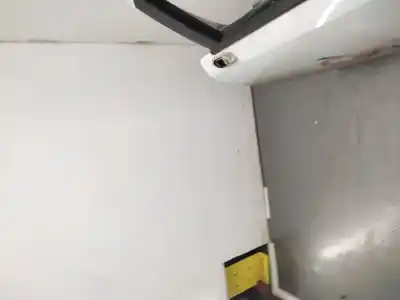 Автозапчасти б/у левая передняя дверь за opel corsa d 1.3 16v cdti ссылки oem iam 93191126  