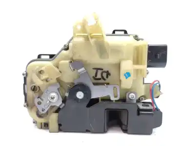 Автозапчастина б/у замок передніх дверей лівий для SEAT LEON (1M1) 1.6 16 V Посилання на OEM IAM 3B1837015AP  