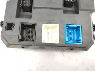 Pezzo di ricambio per auto di seconda mano scatola relè/fusibili per citroen c3 picasso exclusive riferimenti oem iam 9666952380  