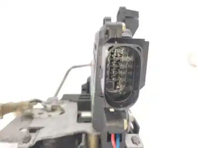 Peça sobressalente para automóvel em segunda mão fechadura da porta dianteira direita por audi a2 (8z0) 1.4 referências oem iam 8z1837016d  