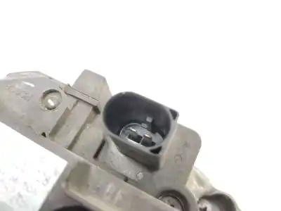 Автозапчастина б/у генератор для chrysler sebring (js) 2.0 crd посилання на oem iam 5033757ab 0124525128 074903018a