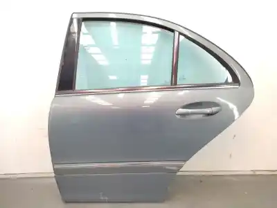 Recambio de automóvil de segunda mano de PUERTA TRASERA IZQUIERDA para MERCEDES CLASE C (W203)  referencias OEM IAM A2037300705  