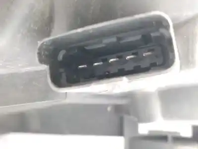 Second-hand car spare part left headlight for renault clio ii (bb_, cb_) 1.5 dci (b/cb08) oem iam references 7701054058  