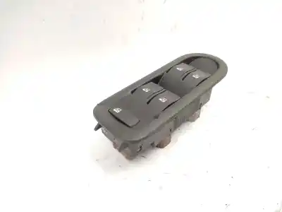 Second-hand car spare part left front power window switch for renault megane ii (bm0/1_, cm0/1_) 1.5 dci (bm02, bm13, bm2a, cm02, cm13) oem iam references 8200315033 8200364795 8200315040