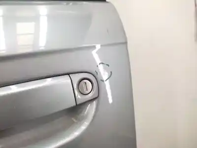 Автозапчастина б/у передні ліві двері для audi a4 b7 (8ec) 2.0 tdi 16v посилання на oem iam 8e0831051j  