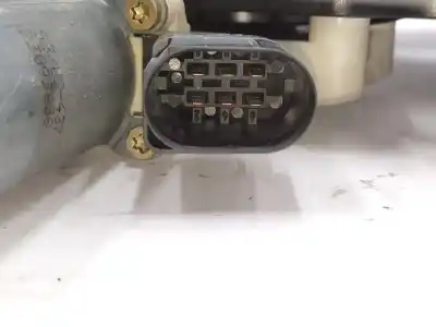 Second-hand car spare part passenger side right window regulator for bmw 5 (e60) 520 i oem iam references 51337184384  