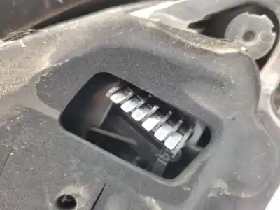 Pièce détachée automobile d'occasion feu arrière droit pour opel astra gtc 1.6 16v références oem iam 93183056  