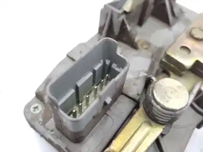 Peça sobressalente para automóvel em segunda mão fechadura da porta dianteira direita por citroen c8 (ea_, eb_) 2.2 hdi referências oem iam 9136l8  