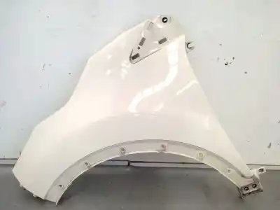 Recambio de automóvil de segunda mano de ALETA DELANTERA IZQUIERDA para RENAULT CAPTUR I (J5_, H5_)  referencias OEM IAM 631015072R  