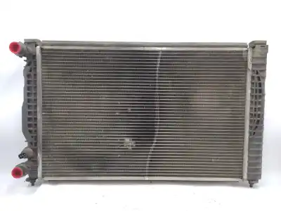 Pezzo di ricambio per auto di seconda mano Radiatore D Acqua per AUDI A4 B5 (8D2) 1.9 TDI Riferimenti OEM IAM 8D0121251Q  