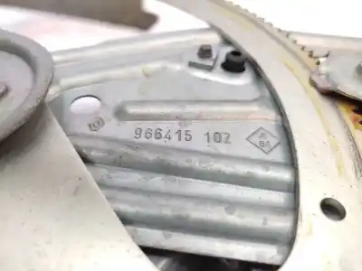 Автозапчастина б/у регулятор переднього правого скла для renault grand scénic iii (jz0/1_) 1.9 dci посилання на oem iam 807200007r  