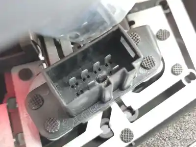 Second-hand car spare part left tailgate light for bmw 3 (e46) 320 d oem iam references 6946533  63216946533