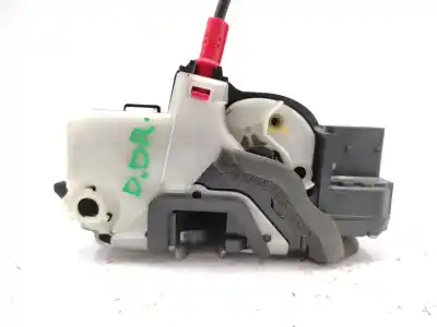 Second-hand car spare part front right door lock for opel zafira tourer c (p12) 2.0 cdti (75) oem iam references 13579523