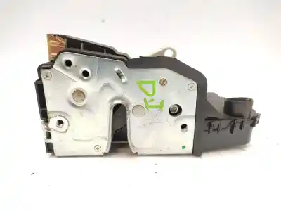 Second-hand car spare part left front door lock for bmw 3 (e46) 318 i oem iam references 7011241  51217011241
