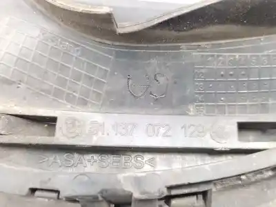 Second-hand car spare part front grille for bmw 3 (e46) 318 i oem iam references 51137030549  51137042961