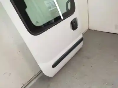 Pezzo di ricambio per auto di seconda mano porta laterale scorrevole destra per renault kangoo (kc0/1_) d 65 1.9 (kc0e kc02 kc0j kc0n) riferimenti oem iam 7751468948  