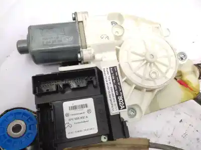 Автозапчасти б/у регулятор стекла переднего правого за audi a3 (8p1) 1.6 fsi ссылки oem iam 8p3837462c  