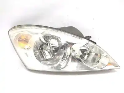 Second-hand car spare part RIGHT HEADLIGHT for KIA CEE´D  OEM IAM references 921021H000  