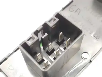 Pièce détachée automobile d'occasion commande de lève vitre avant gauche pour ford focus i (daw, dbw) 1.6 16v références oem iam 3m5t14529cd  1430007