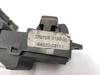 Second-hand car spare part left front power window switch for toyota corolla (_e12_) 2.0 d-4d (cde120r_, cde120l_) oem iam references 8482002111  