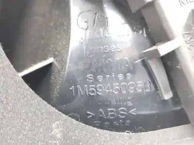 Автозапчасти б/у левый задний фонарь за seat toledo ii (1m2) 1.9 tdi ссылки oem iam 1m0945095b  1m5945111