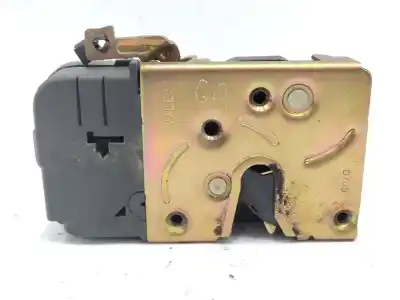 Peça sobressalente para automóvel em segunda mão fechadura da porta dianteira direita por peugeot 206 fastback (2a/c) 1.4 hdi eco 70 referências oem iam 9136s7