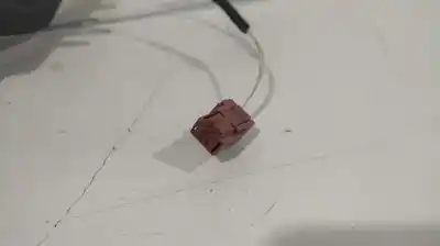 Peça sobressalente para automóvel em segunda mão espelho retrovisor esquerdo por peugeot 208 access referências oem iam   