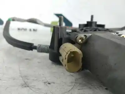 Second-hand car spare part passenger side right window regulator for renault clio ii fase i (b/cbo) * oem iam references   