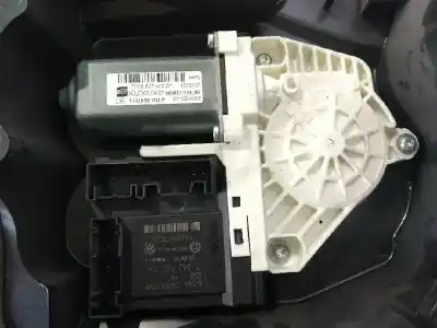 Pezzo di ricambio per auto di seconda mano alzacristalli anteriore destro per seat leon (1p1) leon (1p1) (2005 - 2012) riferimenti oem iam 1p0837402d  1k0959792l