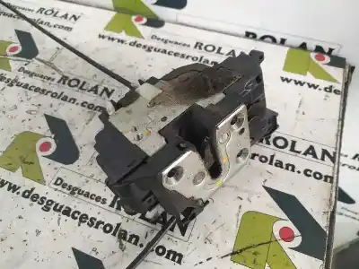 Peça sobressalente para automóvel em segunda mão fechadura da porta traseira esquerda por renault modus confort dynamique referências oem iam 