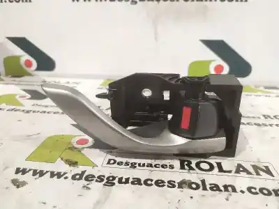 Pièce détachée automobile d'occasion poignée intérieure avant droite pour mazda 3 lim. () style références oem iam 