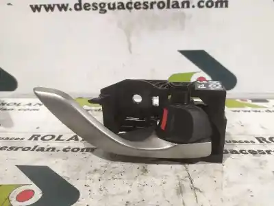 Pièce détachée automobile d'occasion poignée intérieure arrière droite pour mazda 3 lim. () style références oem iam 