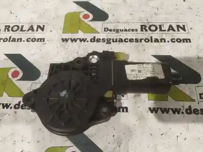 İkinci el araba yedek parçası SAG ÖN CAM MOTORU için HYUNDAI ELANTRA (XD)  OEM IAM referansları   